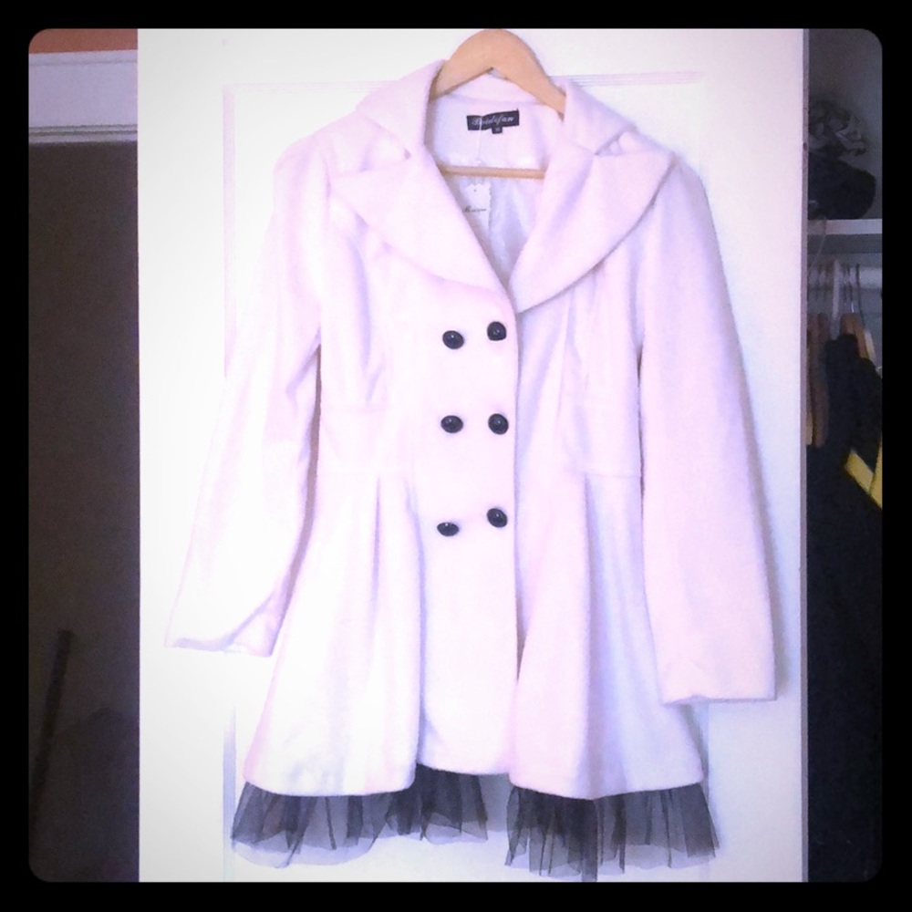 White winter classic coat